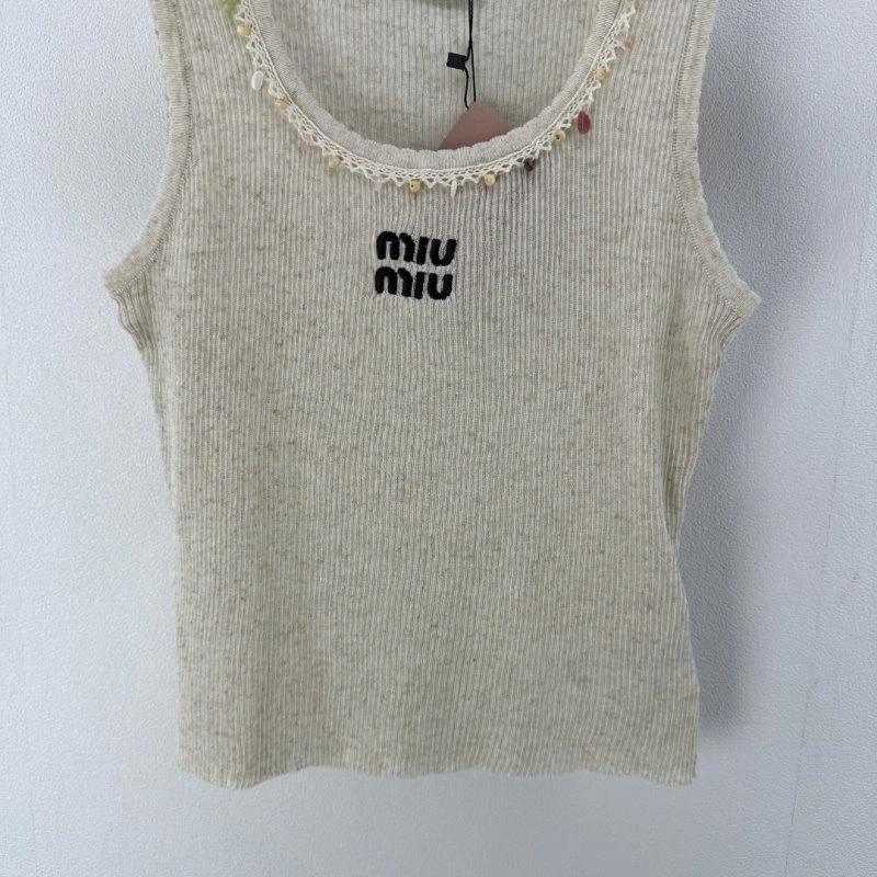 Miu Miu Vest Sporty 148397