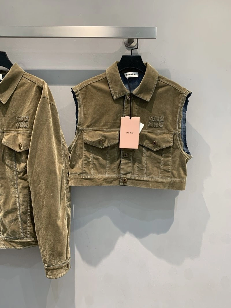 WeatherProof Miu Miu Vest 148375