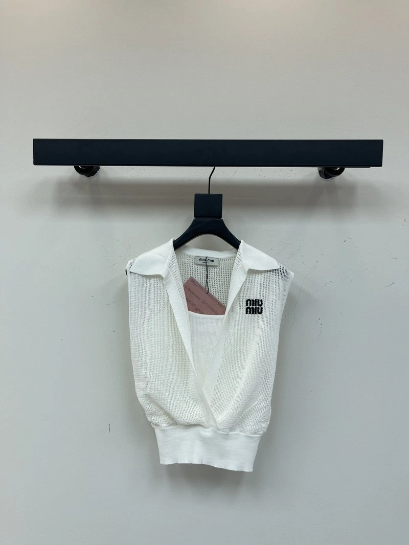 Modern Miu Miu Vest 148373