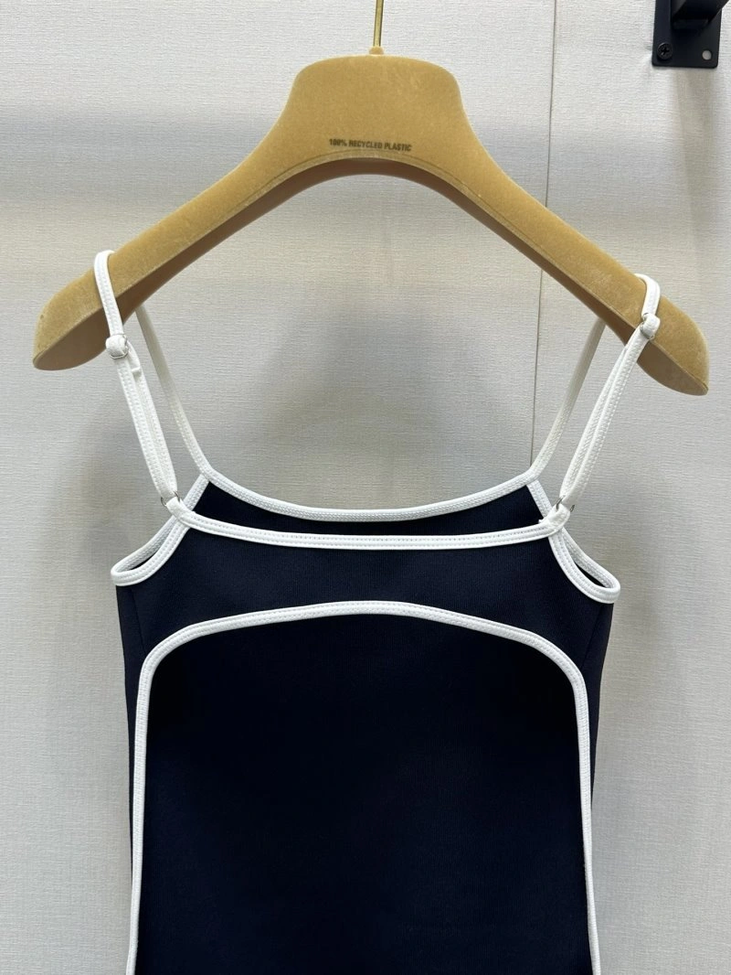 Miu Miu Vest Sleek 148378