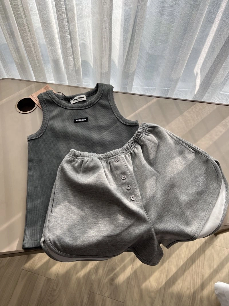 ZeroBulk Miu Miu Vest 148370