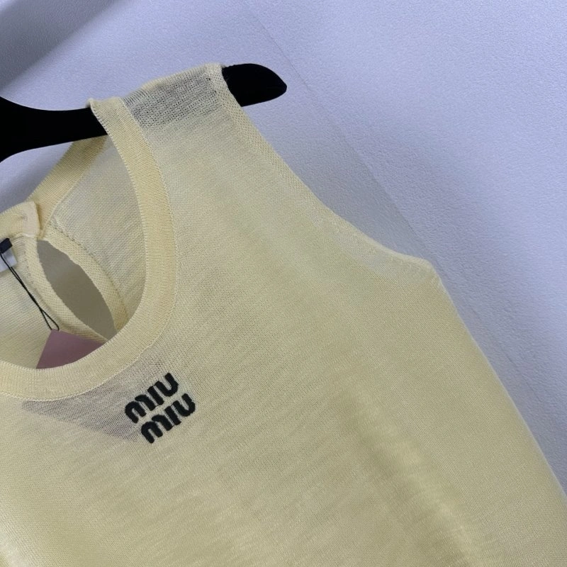 Effortless Miu Miu Vest 148353