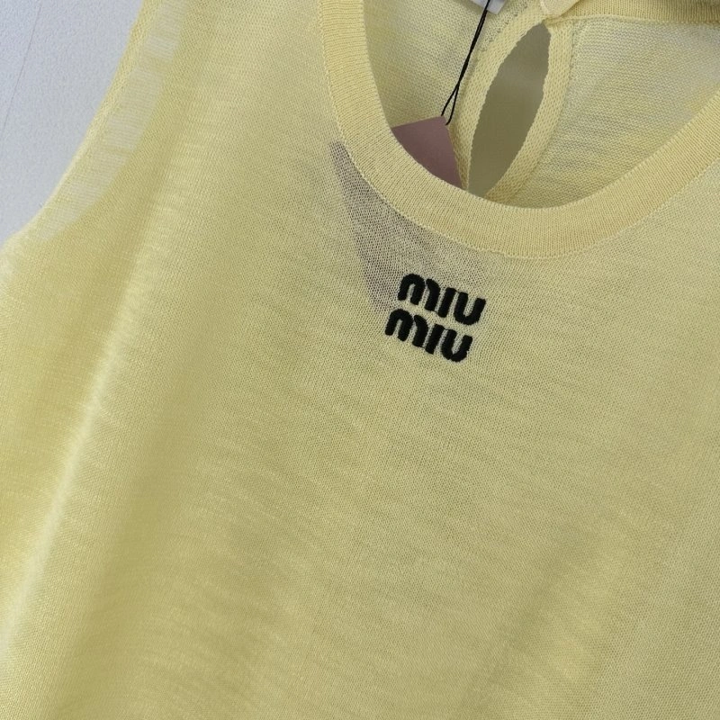 Effortless Miu Miu Vest 148353