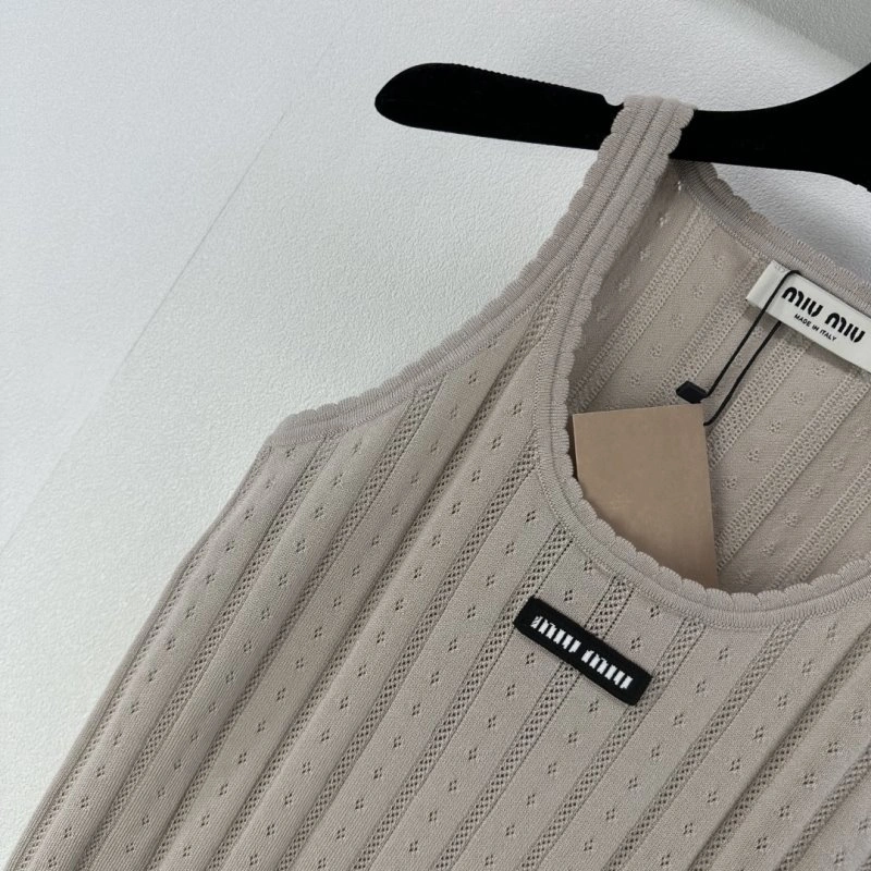 Timeless Miu Miu Vest 148347