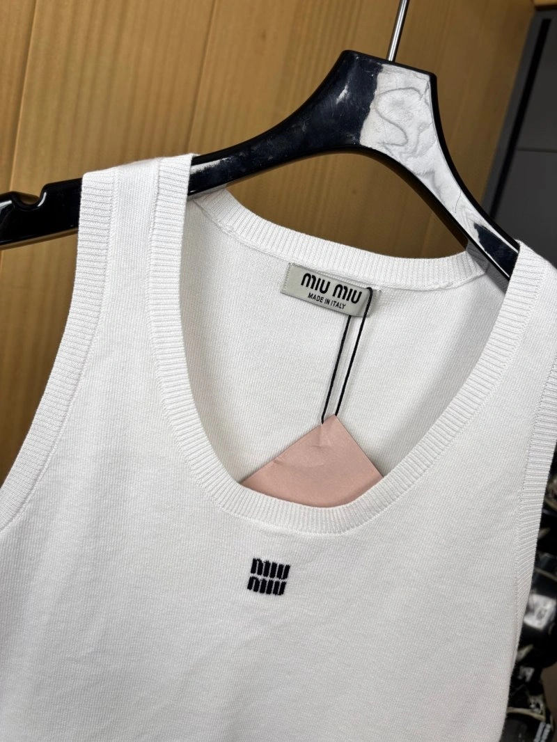Miu Miu Vest Seasonal 148345