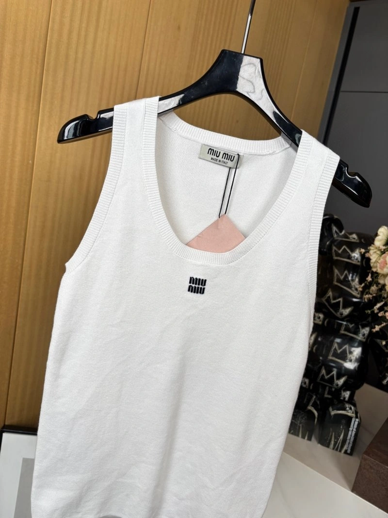 Miu Miu Vest Seasonal 148345