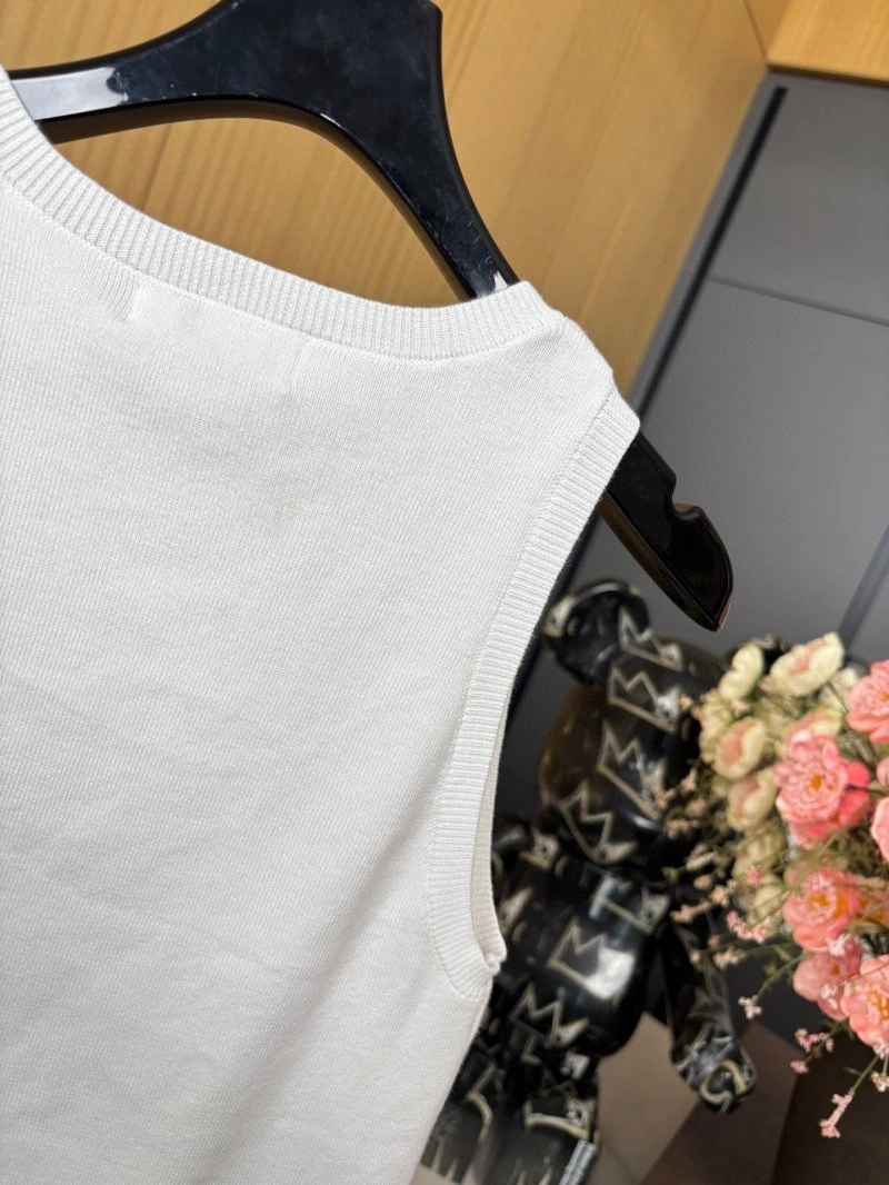 Miu Miu Vest Seasonal 148345