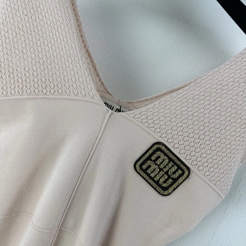 Miu Miu Vest Lightweight 148333