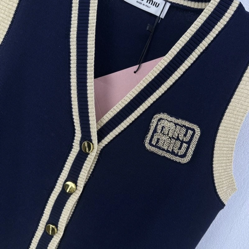 Miu Miu Vest WaterResistant 148334