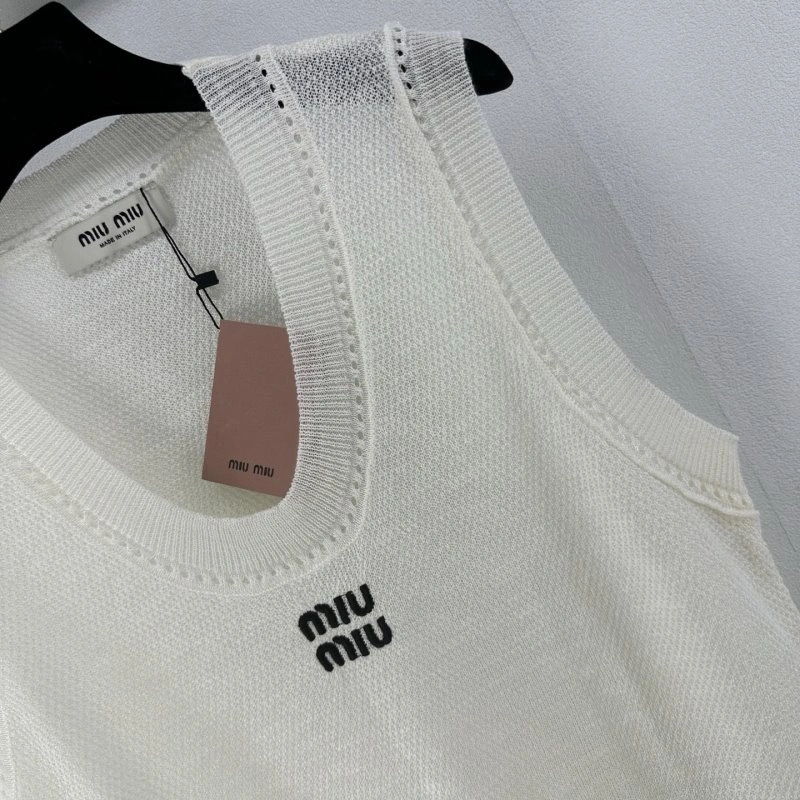 Miu Miu Vest Timeless 148321