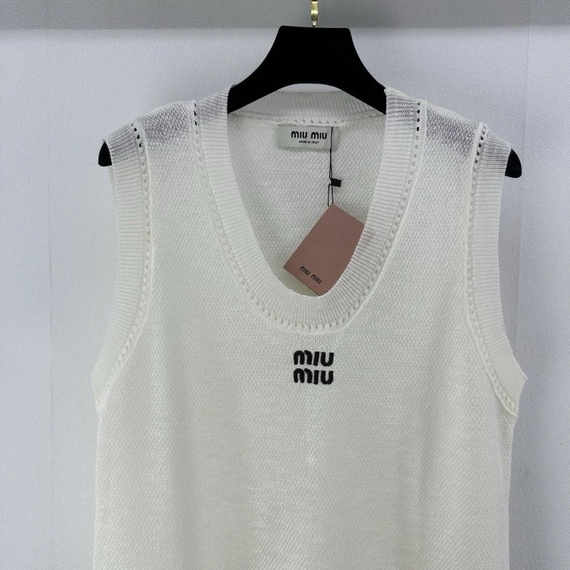 Miu Miu Vest Timeless 148321
