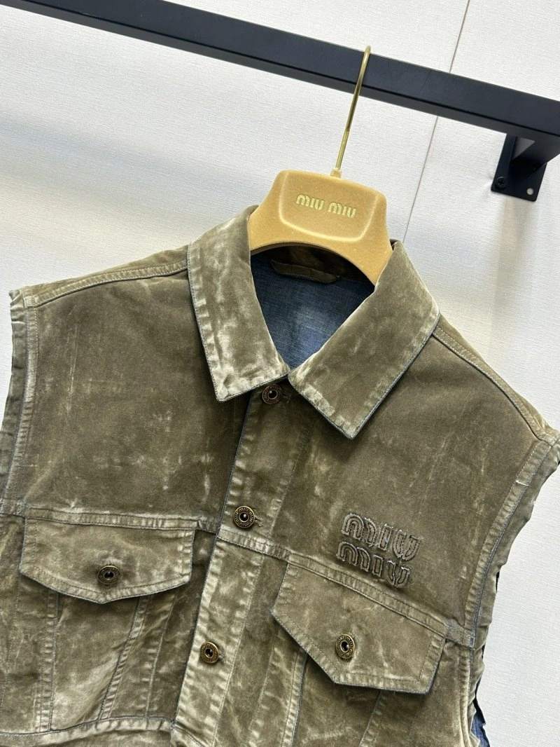 WellDesigned Miu Miu Vest 148319