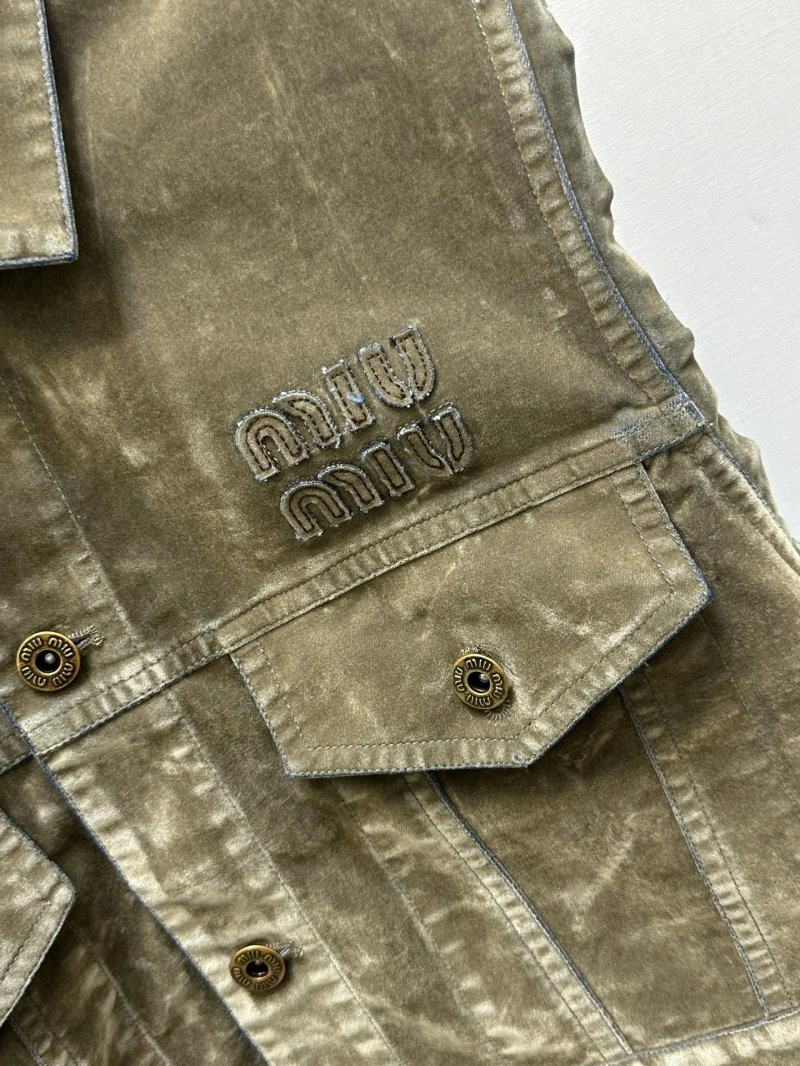 WellDesigned Miu Miu Vest 148319