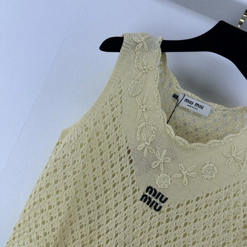 Refined Miu Miu Vest 154359
