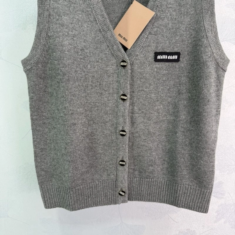 Miu Miu Vest Compact 154371