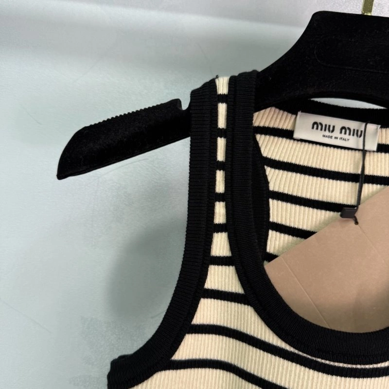 Sleek Miu Miu Vest 154325