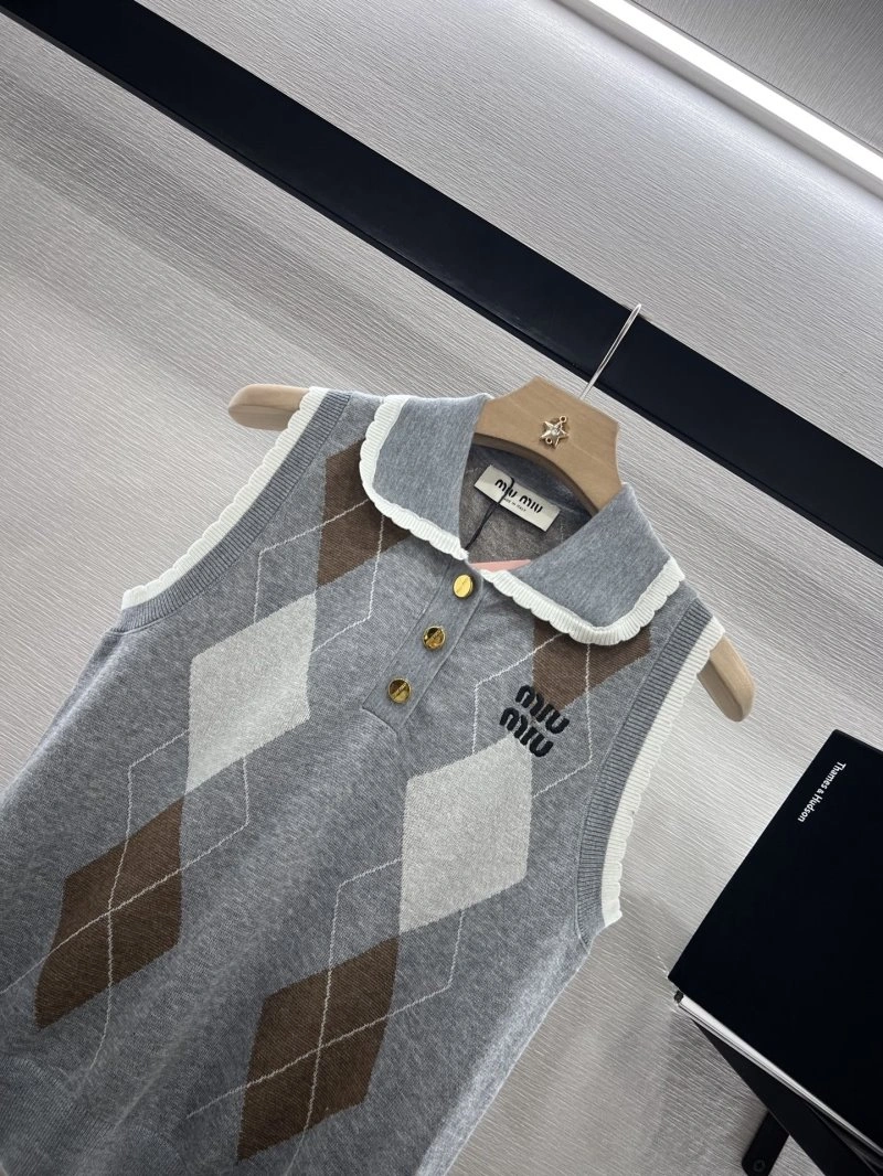 Functional Miu Miu Vest 154327