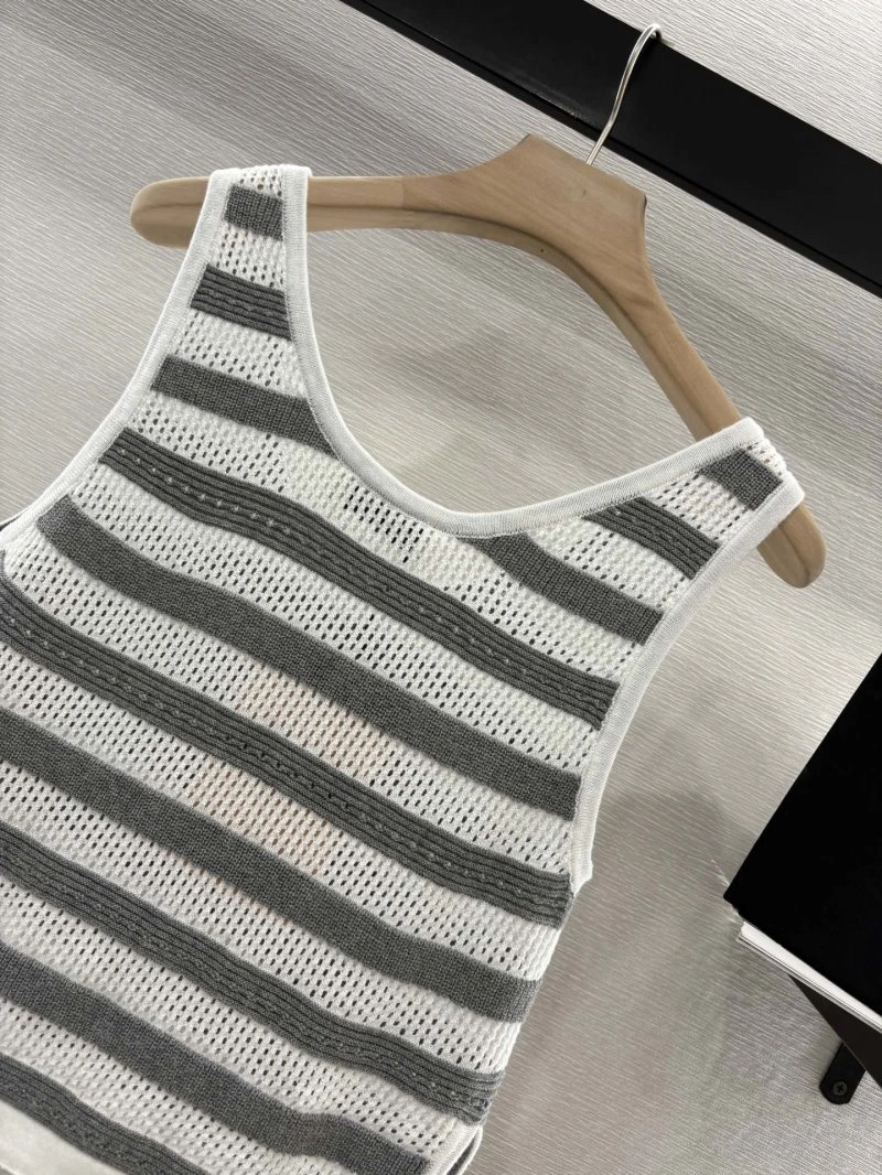Miu Miu Vest ModernLook 154335