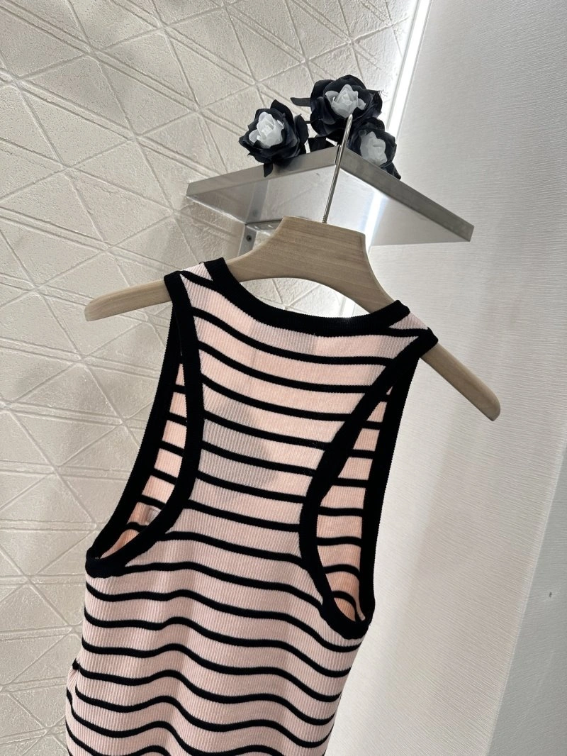 Miu Miu Vest Elegant 154314
