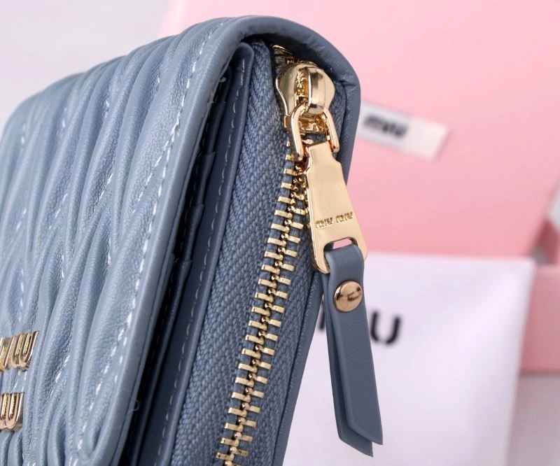 Practical Miu Miu Wallets Purse 87952