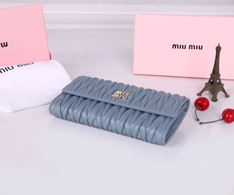 Neat Miu Miu Wallets Purse 87940