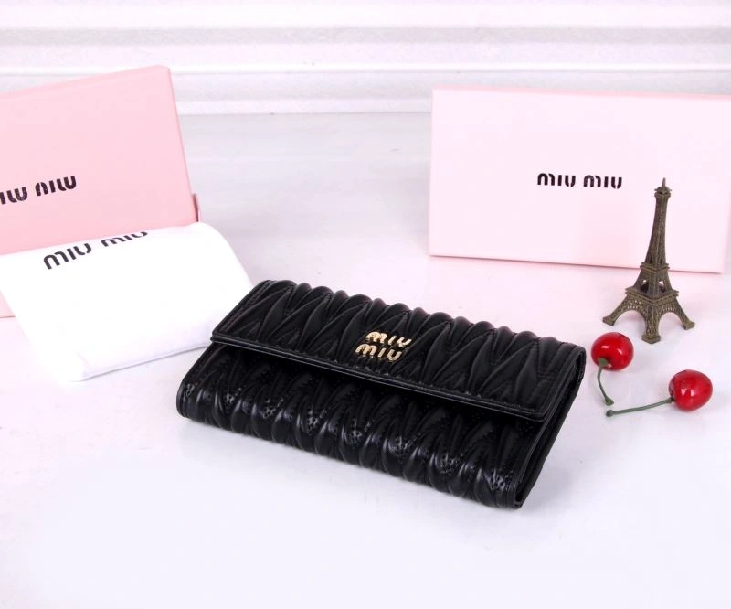 Miu Miu Wallets Purse Minimalist 87942
