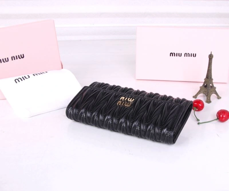 Miu Miu Wallets Purse Minimalist 87942
