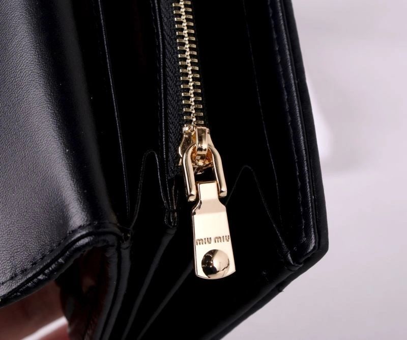 Miu Miu Wallets Purse Minimalist 87942