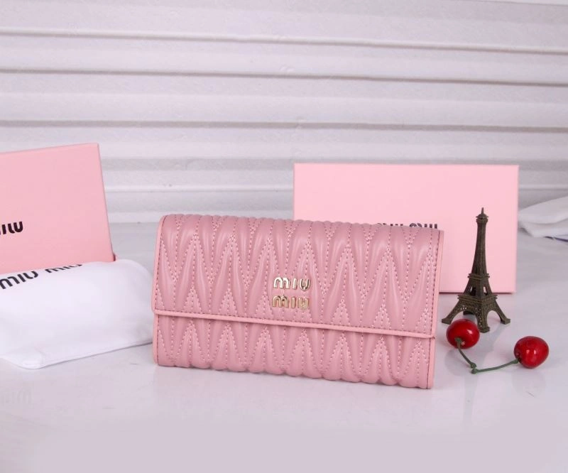 Vibrant Miu Miu Wallets Purse 87937