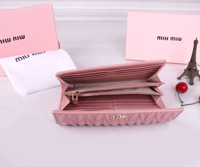 Vibrant Miu Miu Wallets Purse 87937