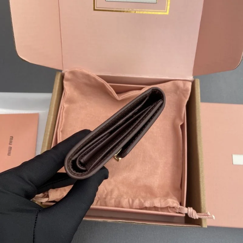 Miu Miu Wallets Purse TimelessDesign 49030