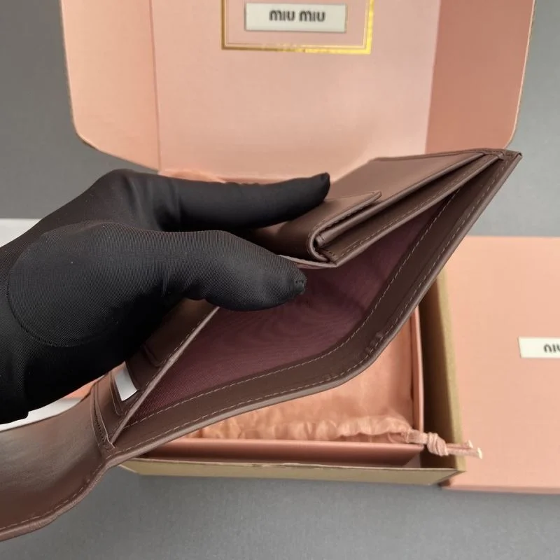 Miu Miu Wallets Purse TimelessDesign 49030