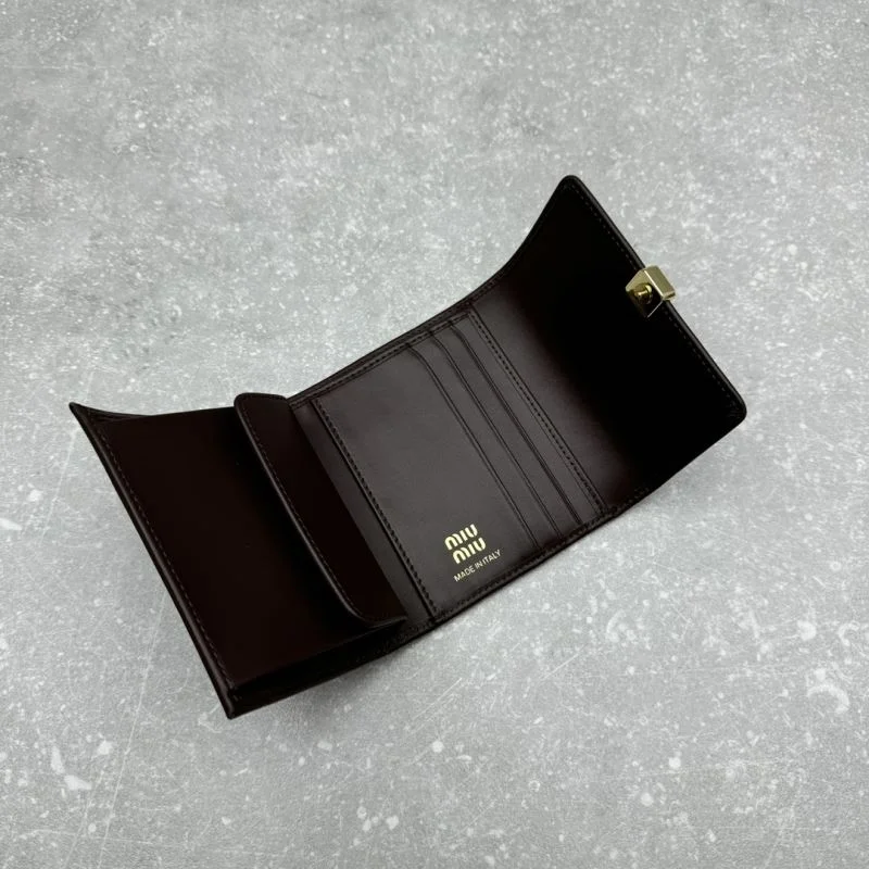 Snug Miu Miu Wallets Purse 55633