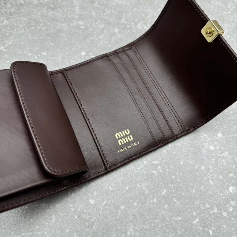 Snug Miu Miu Wallets Purse 55633