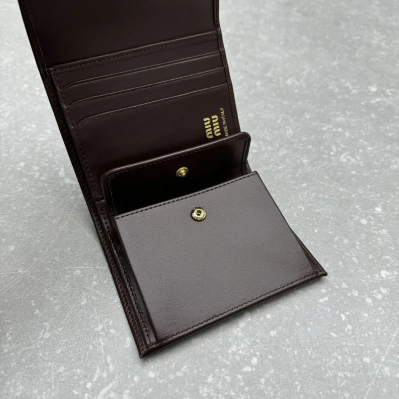 Snug Miu Miu Wallets Purse 55633