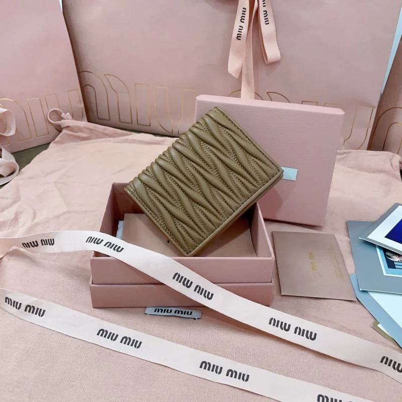 Miu Miu Wallets Purse Sophisticated 43683