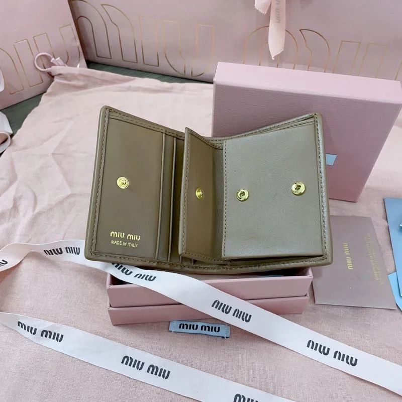 Miu Miu Wallets Purse Sophisticated 43683