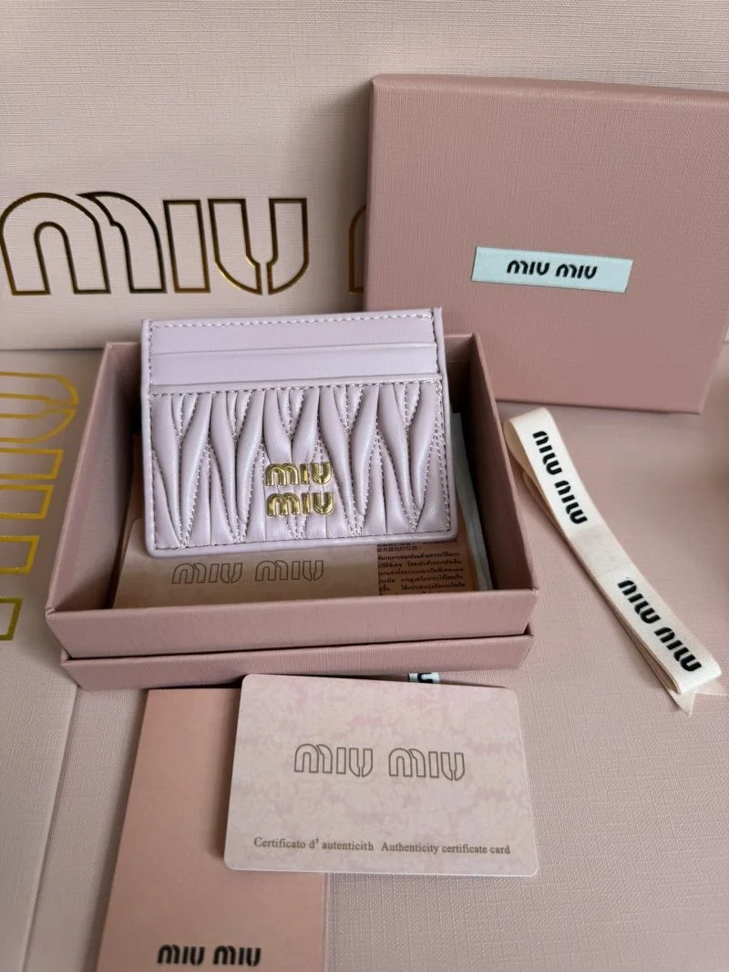 Snug Miu Miu Wallets Purse 43685