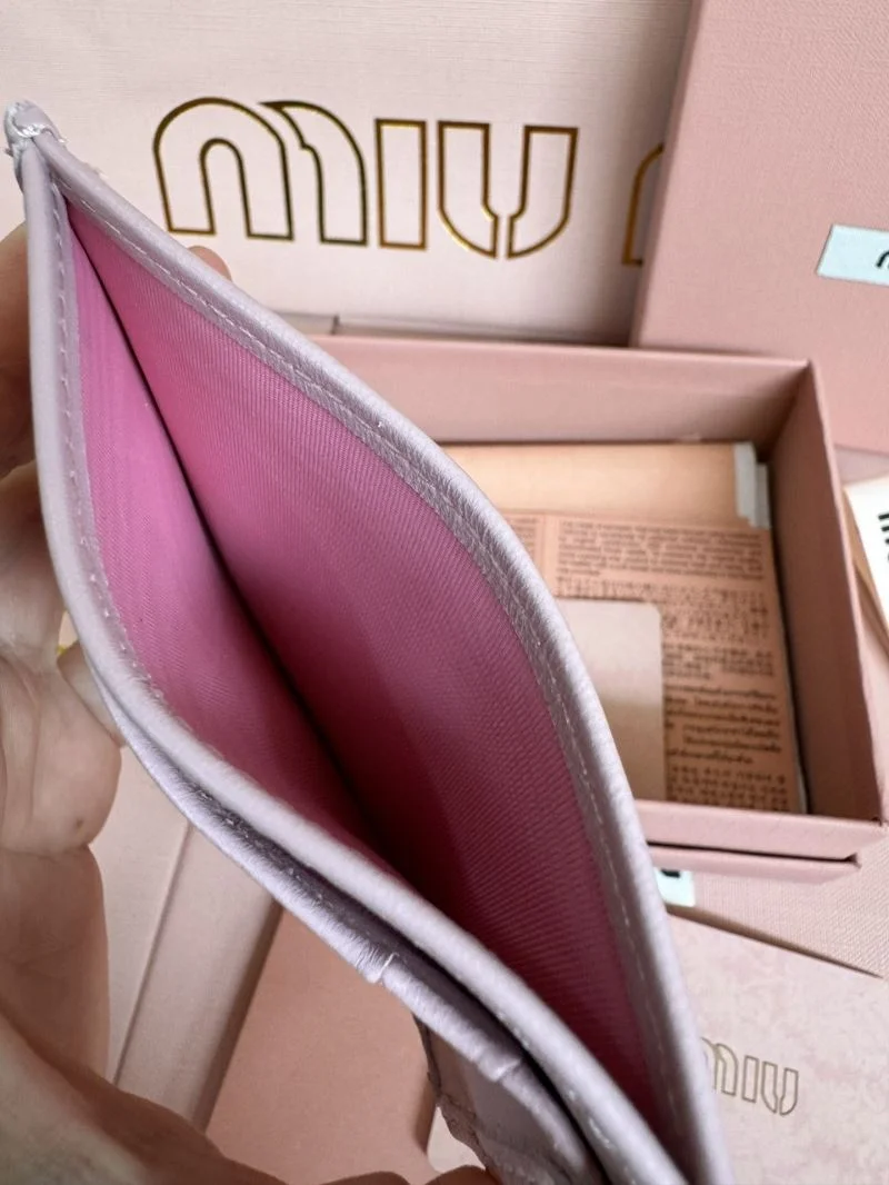 Snug Miu Miu Wallets Purse 43685