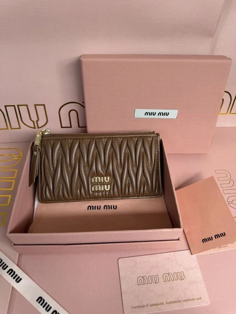 Miu Miu Wallets Purse UrbanChic 43684