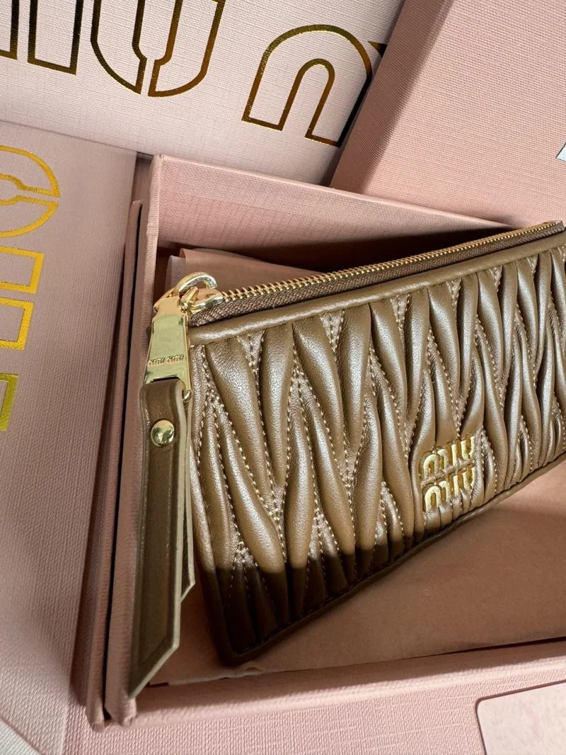 Miu Miu Wallets Purse UrbanChic 43684