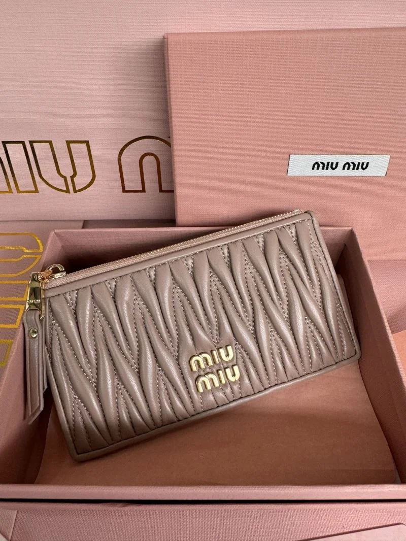 FreshLook Miu Miu Wallets Purse 43720
