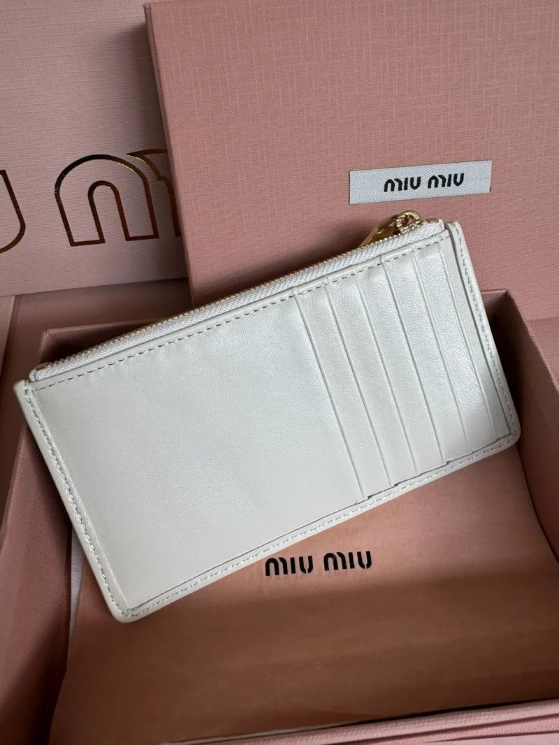 Vibrant Miu Miu Wallets Purse 43704