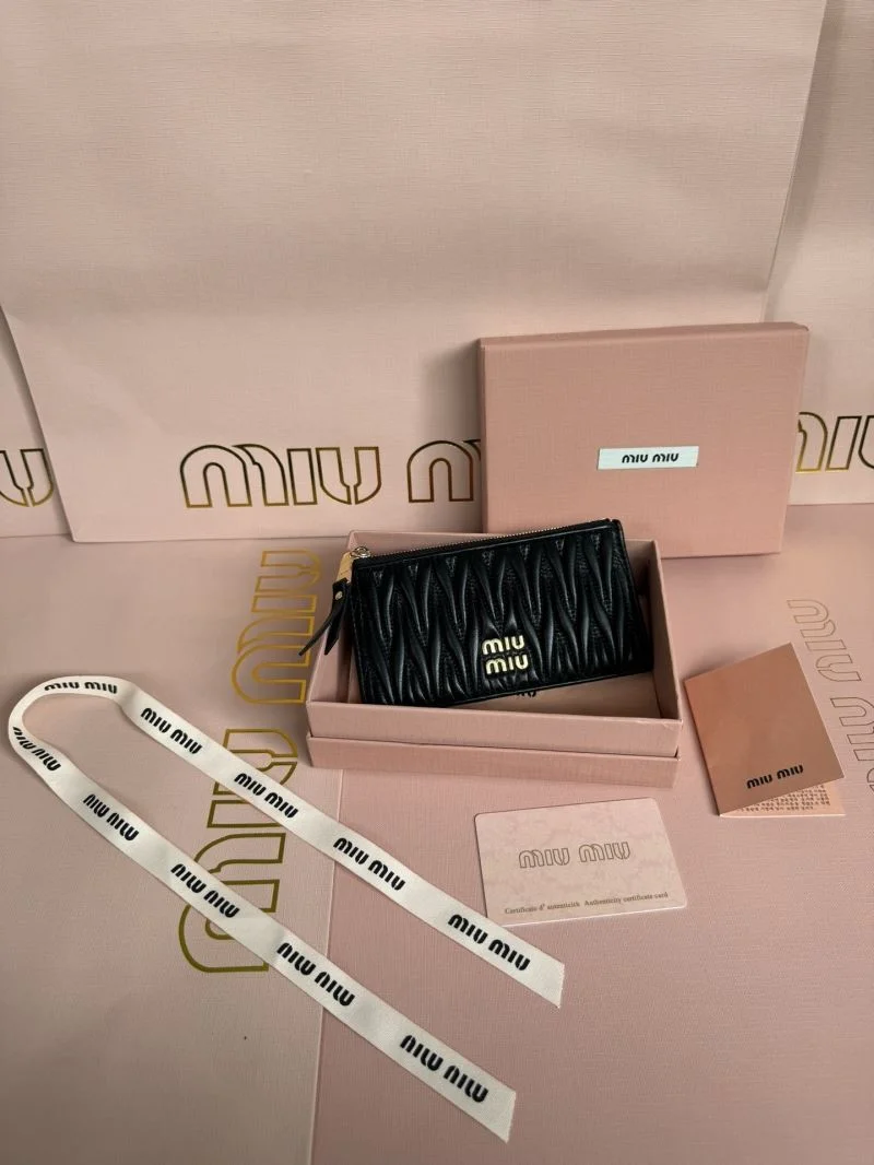 Miu Miu Wallets Purse Efficient 43716