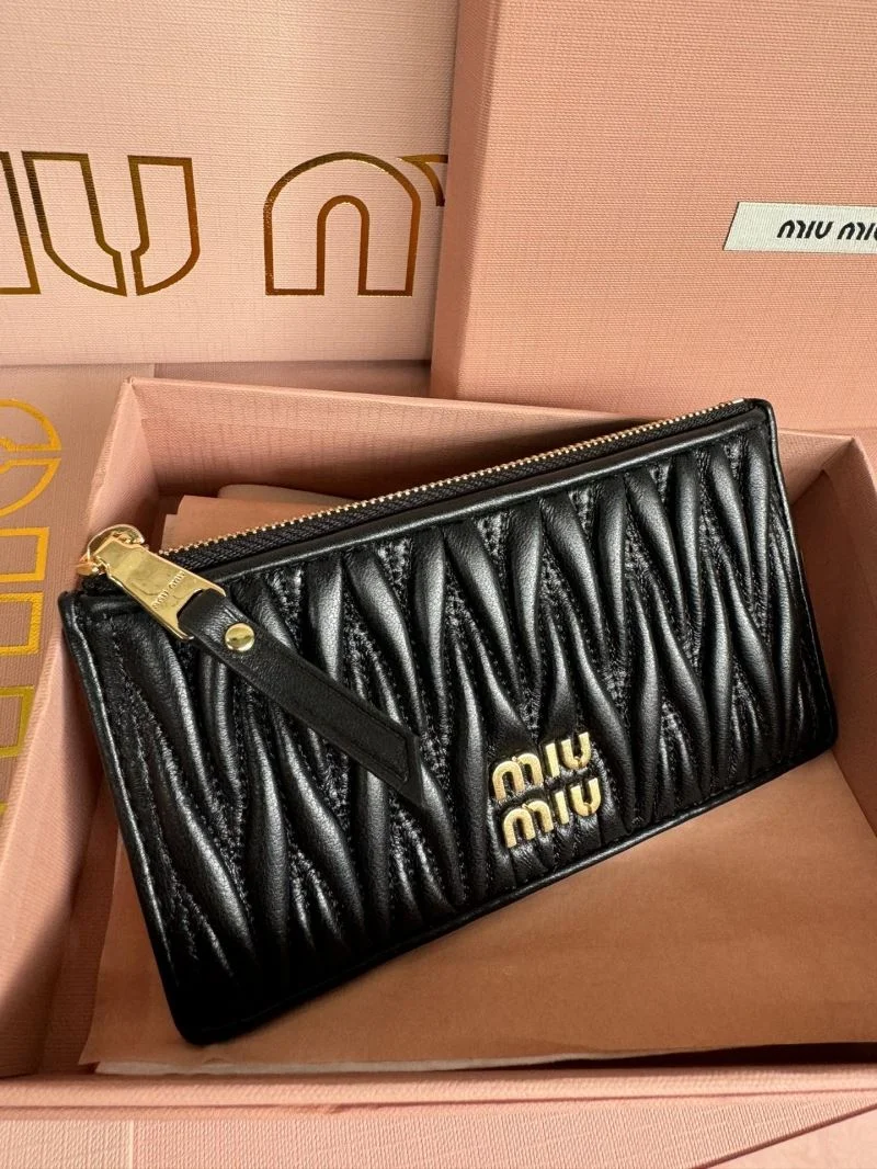 Miu Miu Wallets Purse Efficient 43716