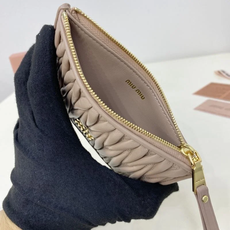 UrbanChic Miu Miu Wallets Purse 43671