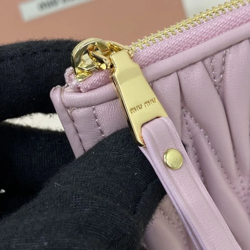 Lightweight Miu Miu Wallets Purse 43697