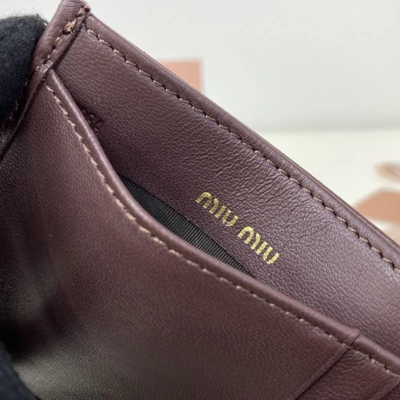 Miu Miu Wallets Purse Resilient 43669