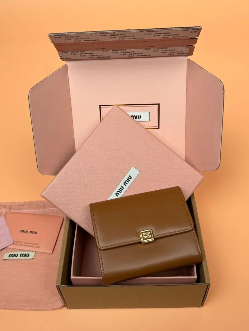 Miu Miu Wallets Purse WellDesigned 55833
