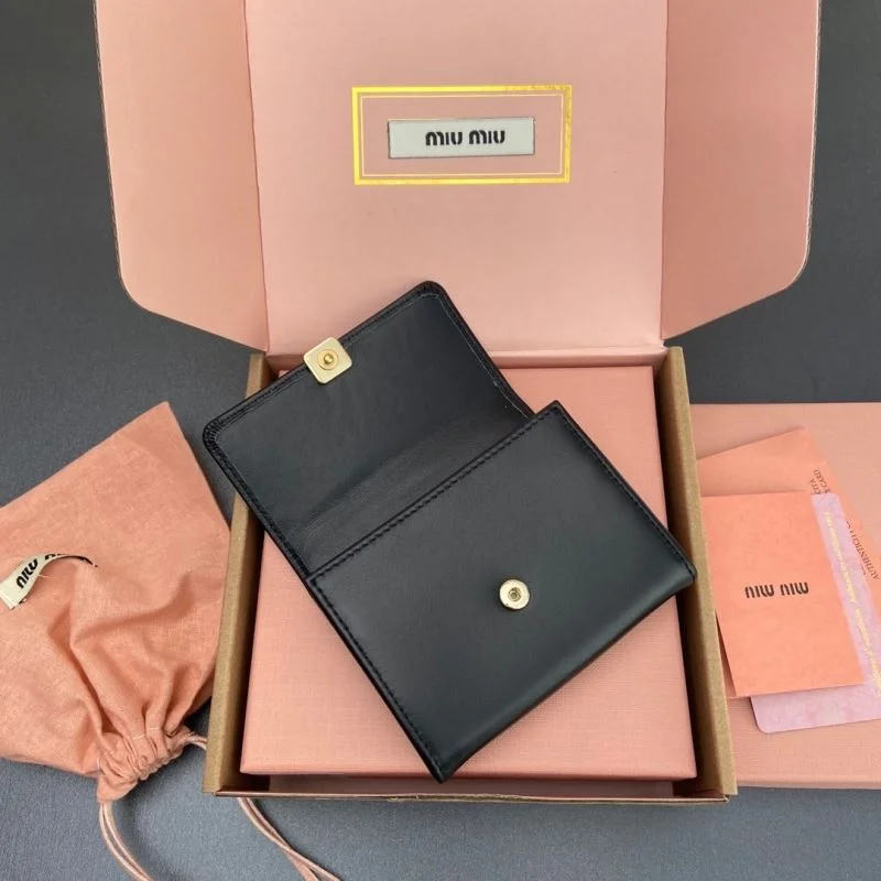 Breathable Miu Miu Wallets Purse 55851